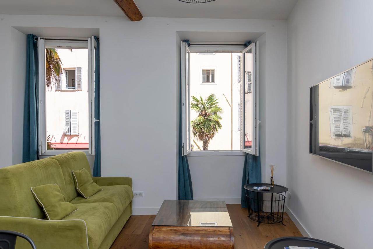Les Suites R Bonaparte - Appartements De Standing Au Coeur De La Vieille Ville Pietonne อฌักซิโอ้ ภายนอก รูปภาพ